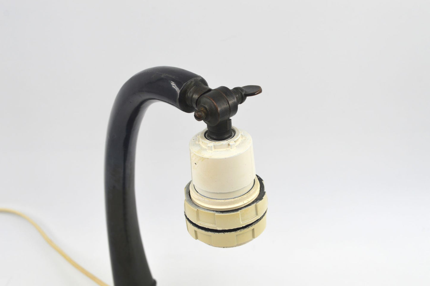 Antike Jugendstil Zinn Tischlampe mit Lampenschirm – 1920 dänisches Skønvirke Design Schreibtischleuchte – Art-Deco Bauhaus Design