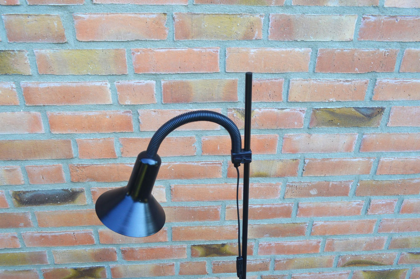 Horn Belysning Danmark Tpe 444 dänische Designlampe 1970s Space-Age Stehlampe Mid-Century Danish Modern Designklassiker