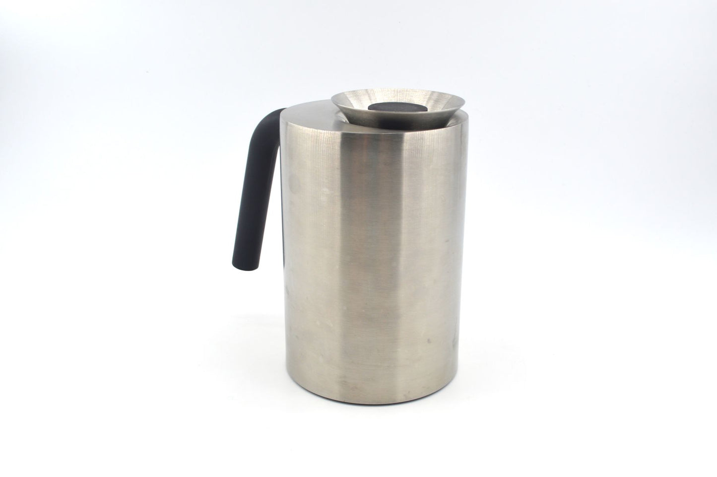 Mid-Century Ole Palsby Eva Solo Danmark Isolierkanne by Tools dänisches MCM Design Kanne 1990s Claus Jensen und Henrik Holbæk Design