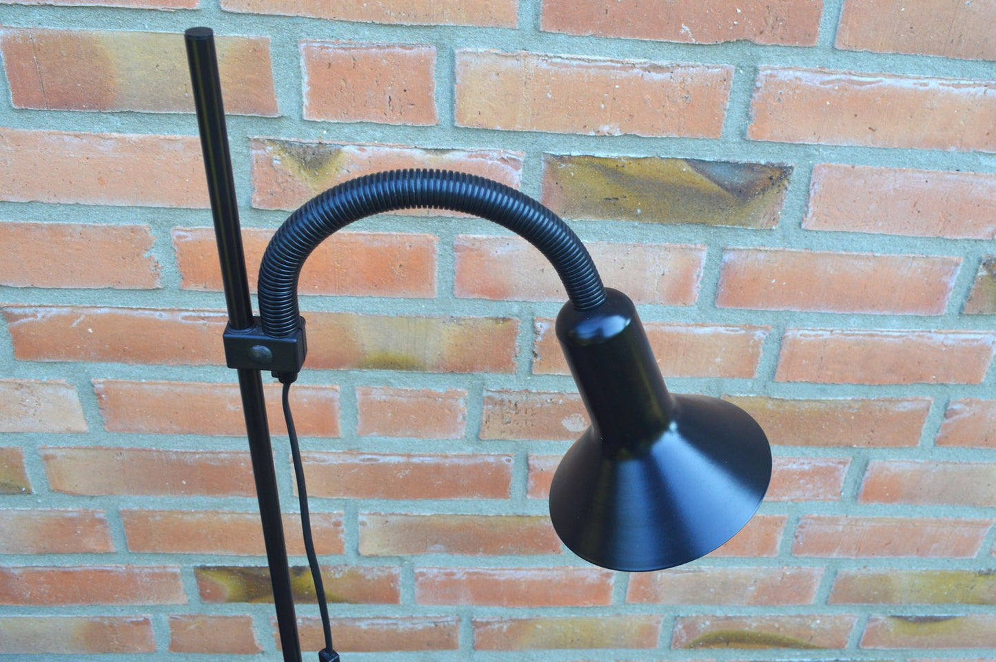 Horn Belysning Danmark Tpe 444 dänische Designlampe 1970s Space-Age Stehlampe Mid-Century Danish Modern Designklassiker