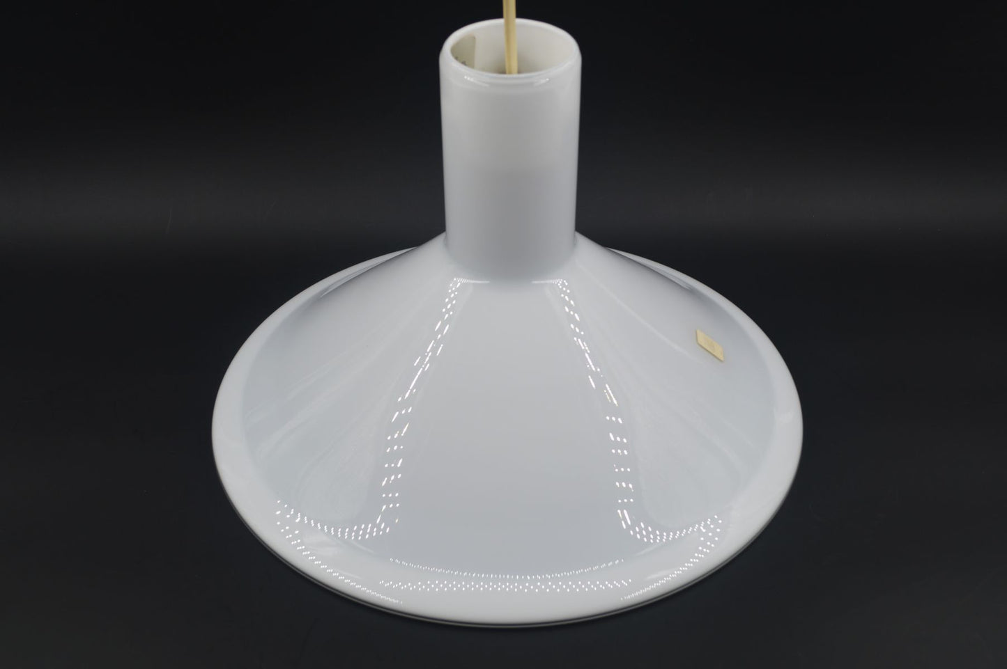 Mid-Century Modern P&T Pendellampe Michael Bang für Holmegaard Dänemark Designlampe 1970s Design Opalglas Hängelampe – dänischer Designklassiker
