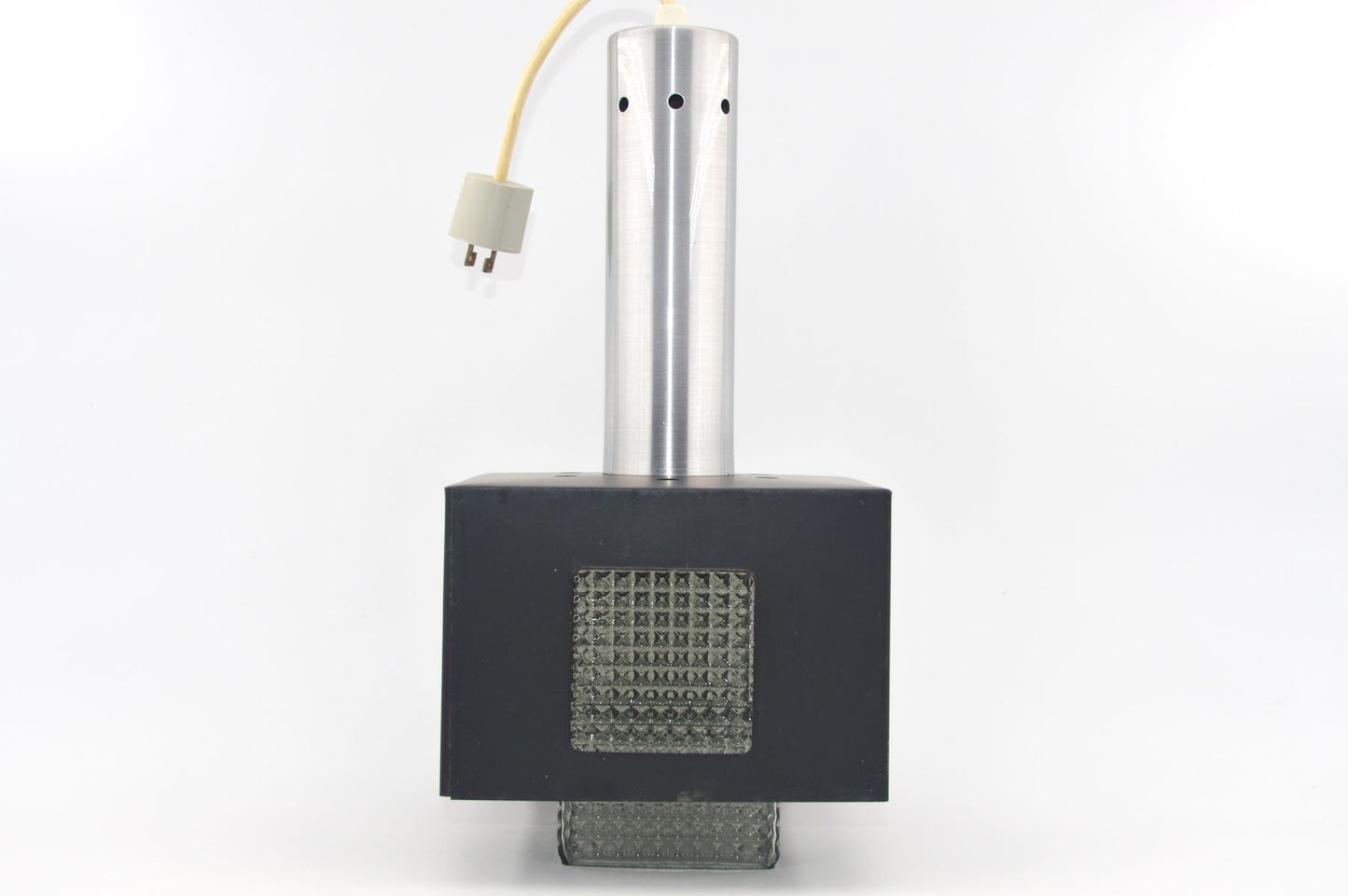 Minimalistische Mid-Century Modern dänische Design Metall Hängelampe Lyfa Danmark1970s zeitgenössische Danish Design Lampe