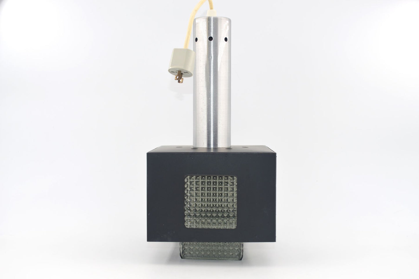 Minimalistische Mid-Century Modern dänische Design Metall Hängelampe Lyfa Danmark1970s zeitgenössische Danish Design Lampe
