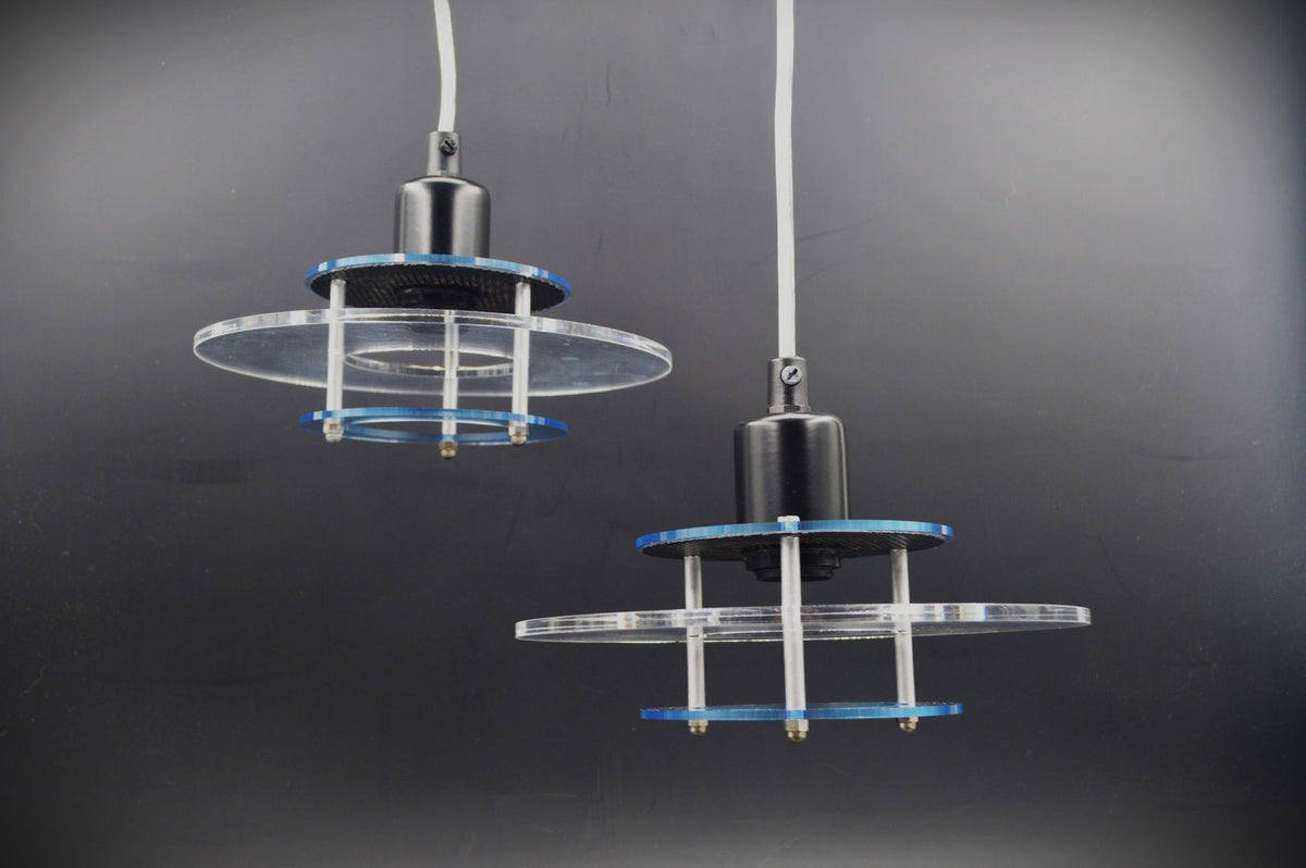 Dänische Design Light AS Denmark „Space“ Hängelampen 1980s skandinavische Mid-Century Vintage Space-Age Designlampen aus Acrylglas
