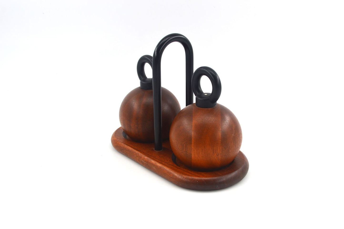 MCM Bodum Denmark kugelförmige Teakholz Salz und Pfeffer Mühlen 1980s Richard Nissen Danish Modern Designklassiker - dänisches Vintage Design