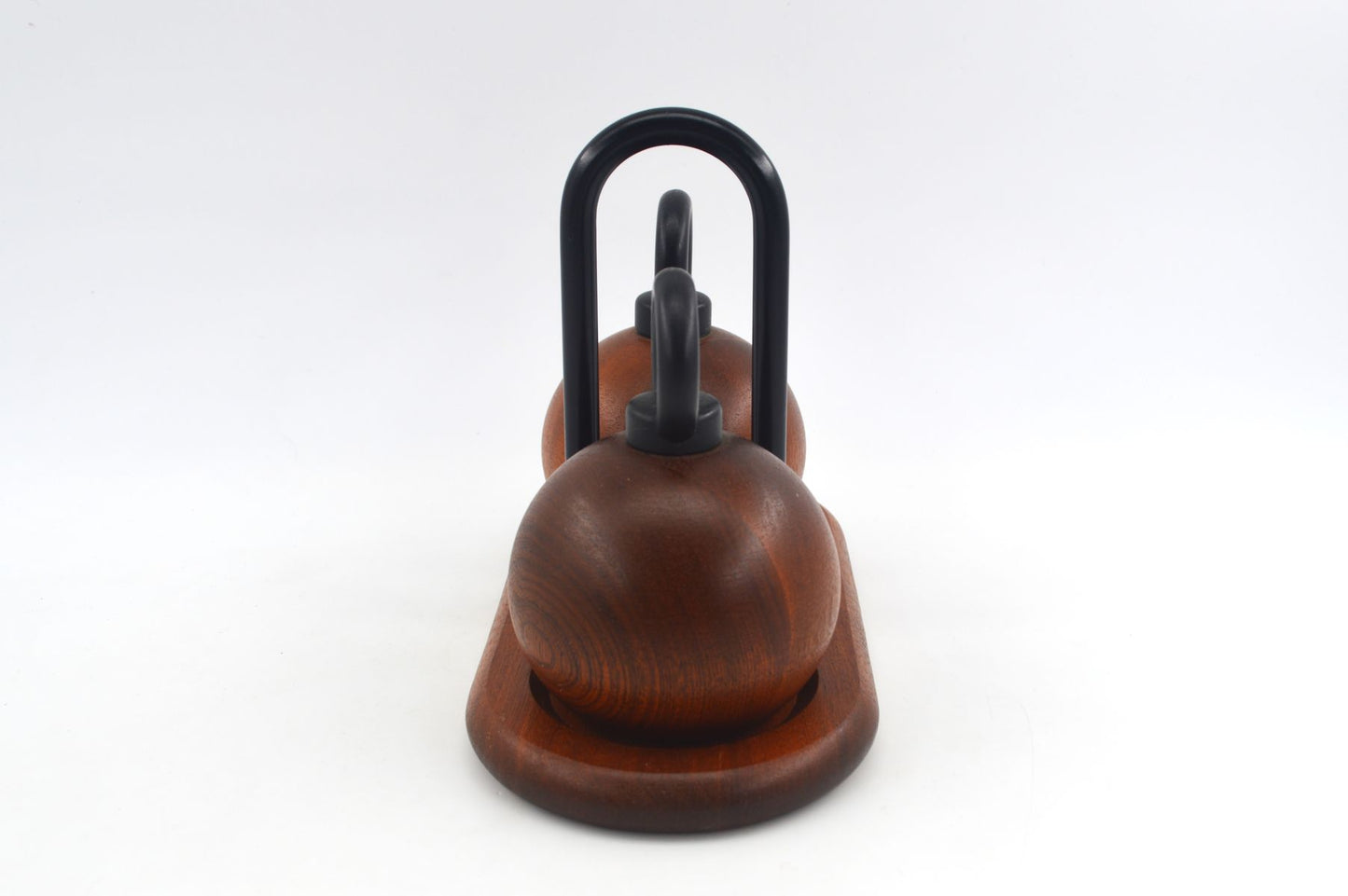 MCM Bodum Denmark kugelförmige Teakholz Salz und Pfeffer Mühlen 1980s Richard Nissen Danish Modern Designklassiker - dänisches Vintage Design