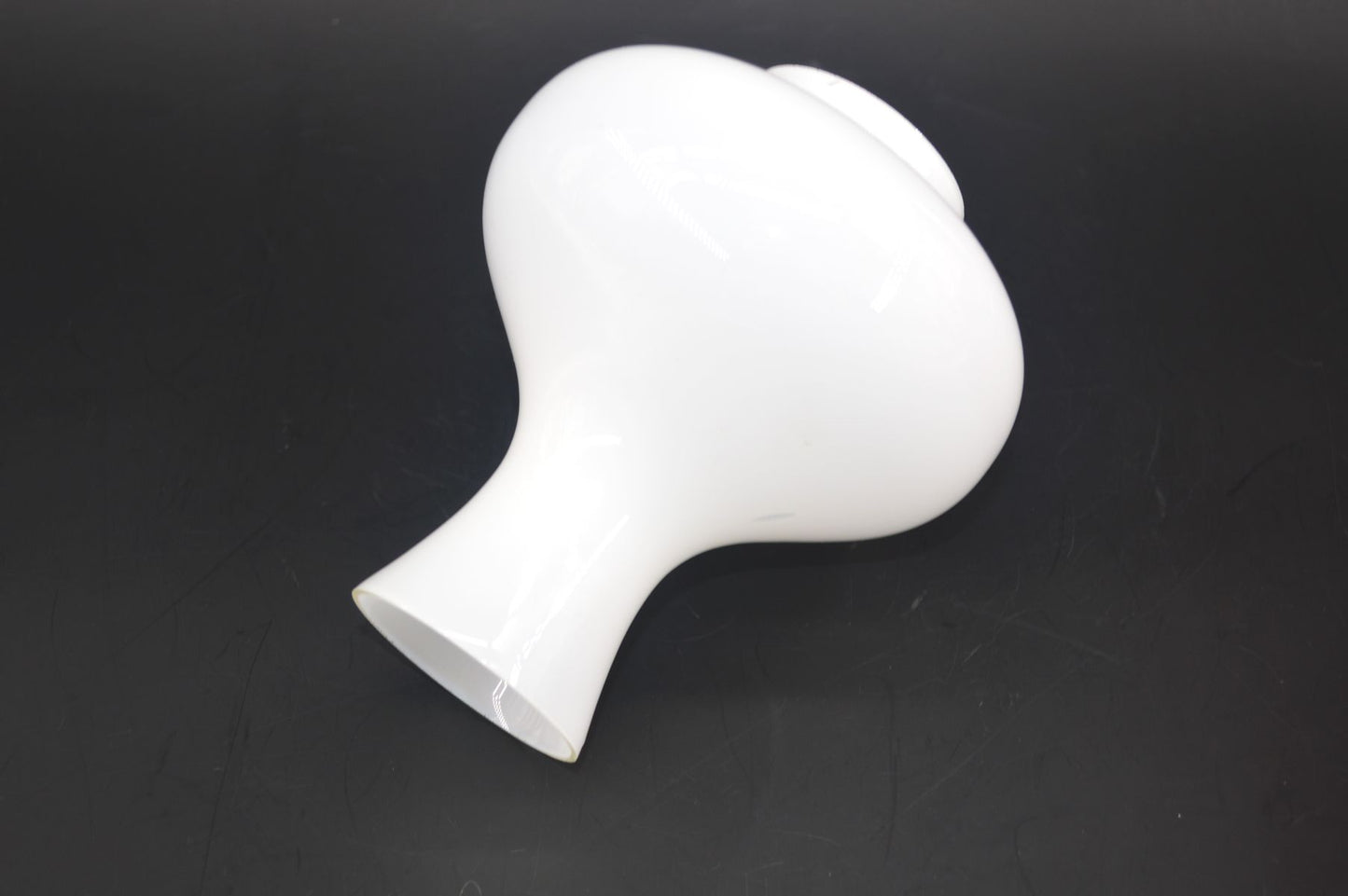 Mid-Century Modern Holmegaard Kastrup Hygge Lampe Jacob E. Bang für Holmegaard Dänemark Designlampe 1960s Design – dänischer Designklassiker