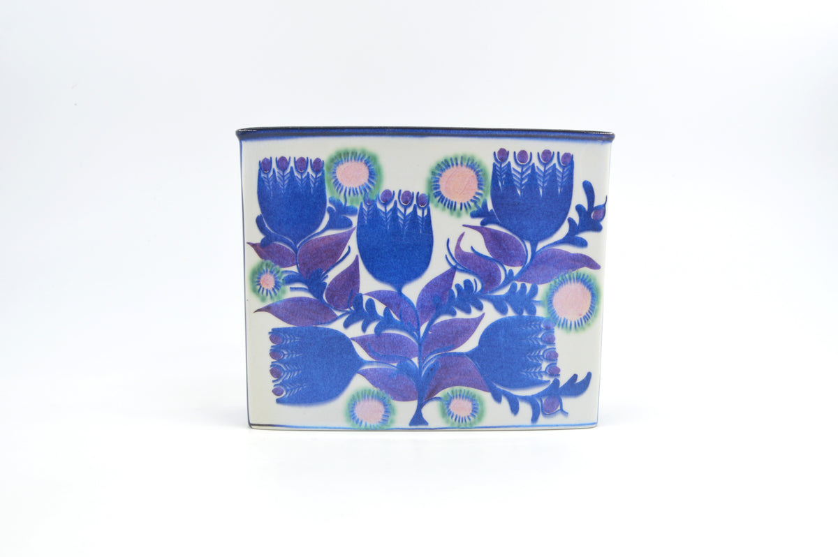 Seltene Berte Jessen für Royal Copenhagen 206/2942 Tenera Vase - florale Kissenvase Design von Berte Jessen 1960s dänischer Designklassiker