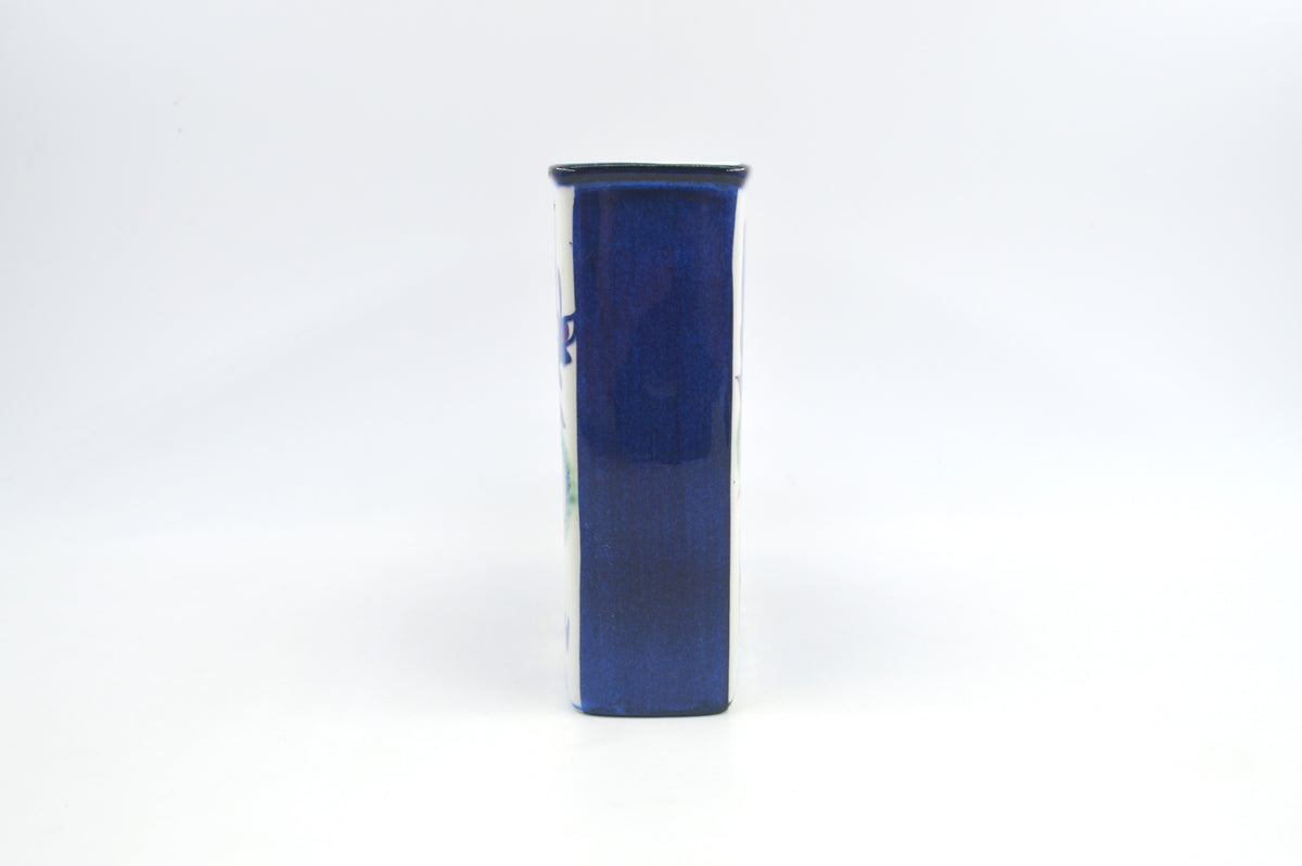 Seltene Berte Jessen für Royal Copenhagen 206/2942 Tenera Vase - florale Kissenvase Design von Berte Jessen 1960s dänischer Designklassiker