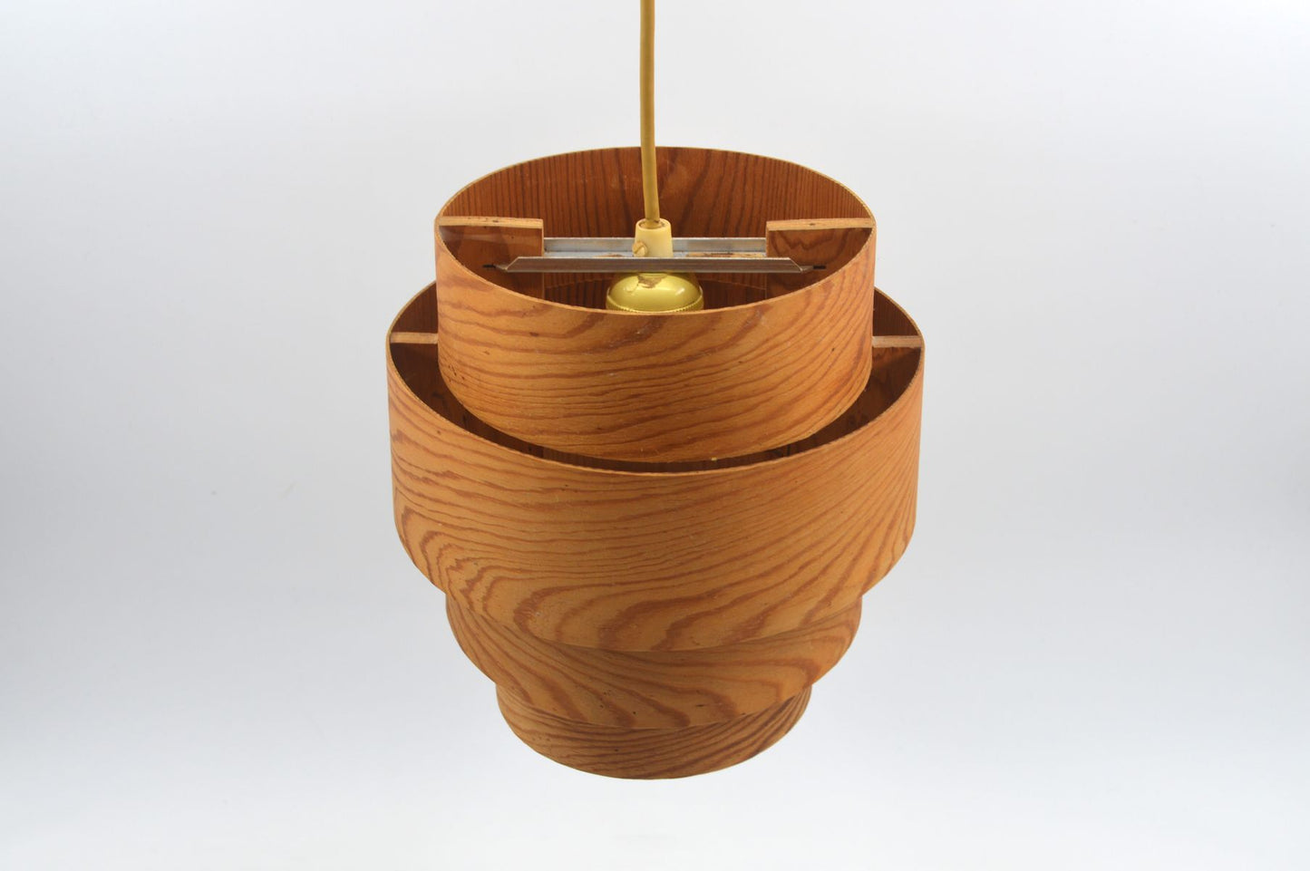 Original Hans Agne Jakobsson Markaryd Design Hängelampe 1960s Schwedischer Design Designklassiker aus Kiefernholz – skandinavisches MCM Design