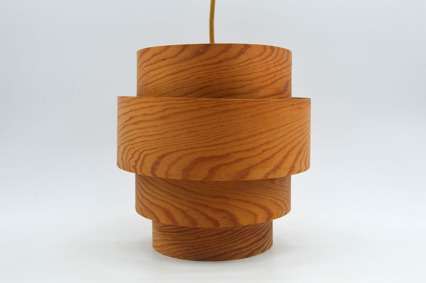 Original Hans Agne Jakobsson Markaryd Design Hängelampe 1960s Schwedischer Design Designklassiker aus Kiefernholz – skandinavisches MCM Design