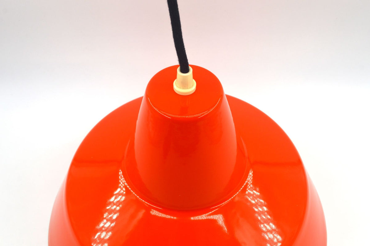 Louis Poulsen 19540 Axel Wedel Madsen Design dänische Mid-Century Industrie Design Pendellampe – 1960s Rot emaillierte Vintage Design Werkstattlampe