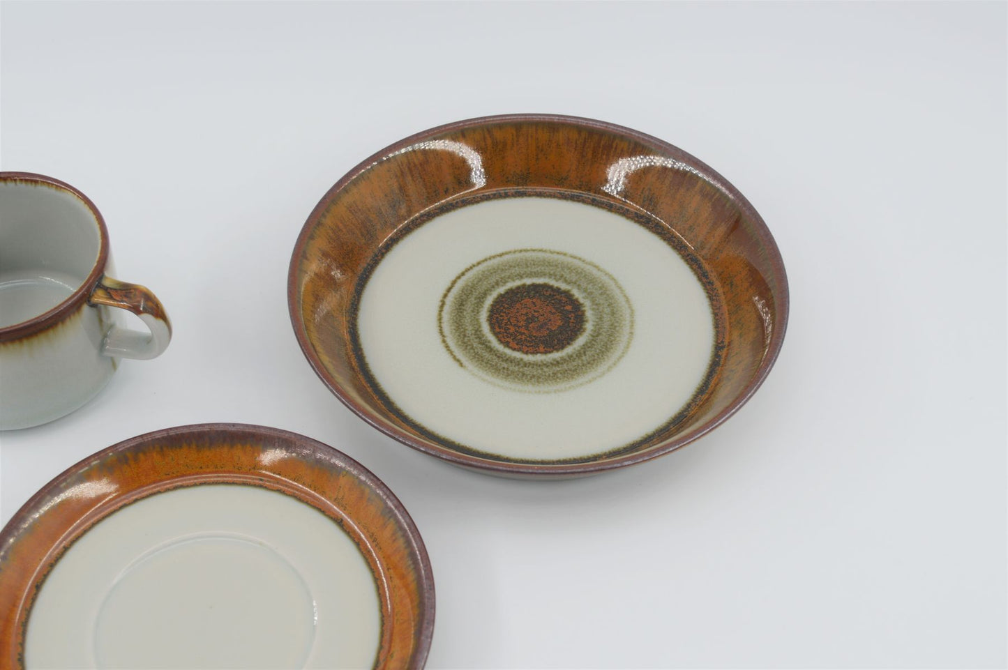 Mid-Century Modern Desiree Stentøj Danmark Diskos Design Geschirr Tasse, Unterteller, Teller 1960s Danish Modern Designklassiker