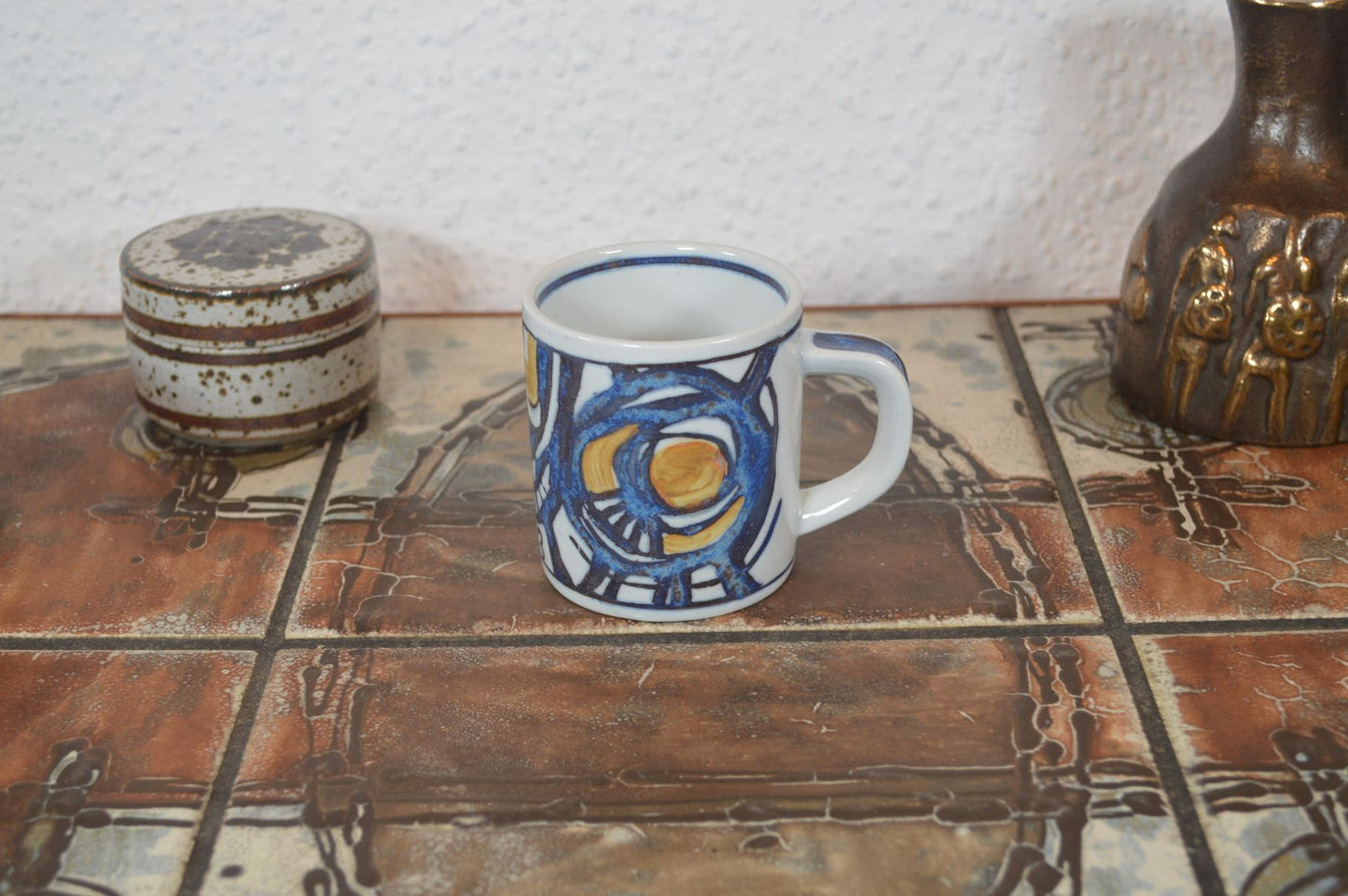 Small Royal Copenhagen fajance vintage mug 1973 Gerd Hiort Petersen design