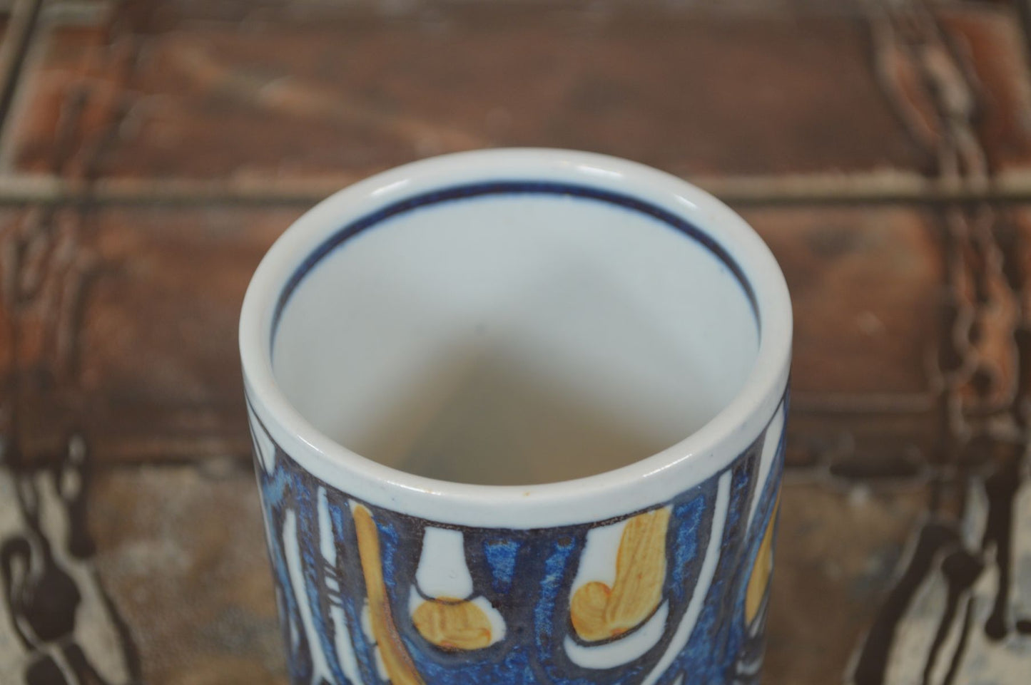 Small Royal Copenhagen fajance vintage mug 1973 Gerd Hiort Petersen design