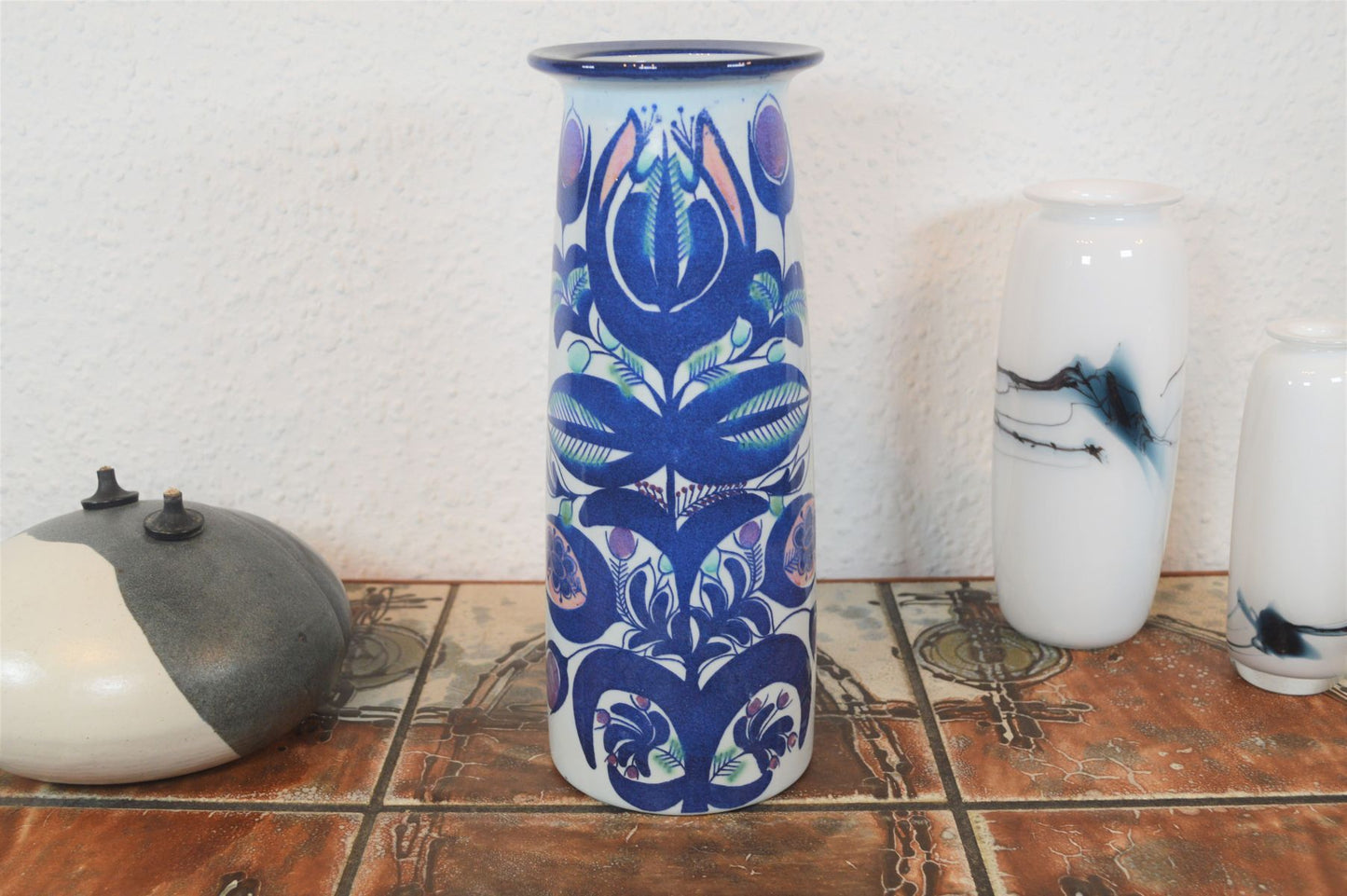 Royal Copenhagen Berte Jessen Design Fajance Vase 207/2967 1960s Danish Design