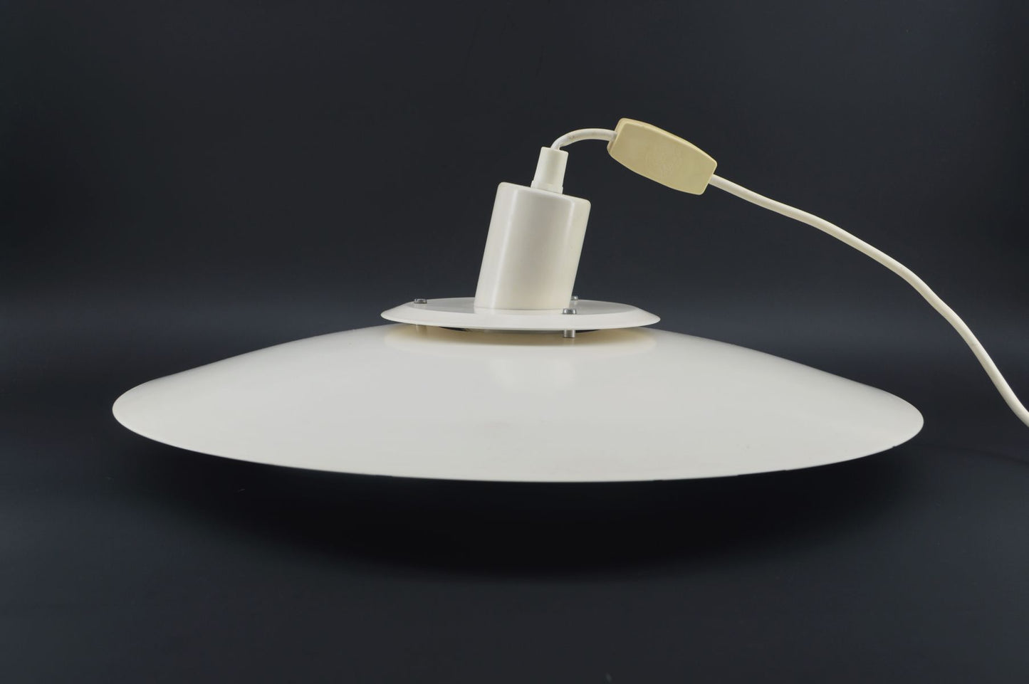 Design Light AS Denmark Tess hanging lamp 1980s design lamp Denmark