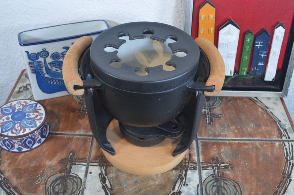 Midcentury Richard Nissen M4315 Cast Iron Fondue Danish Design